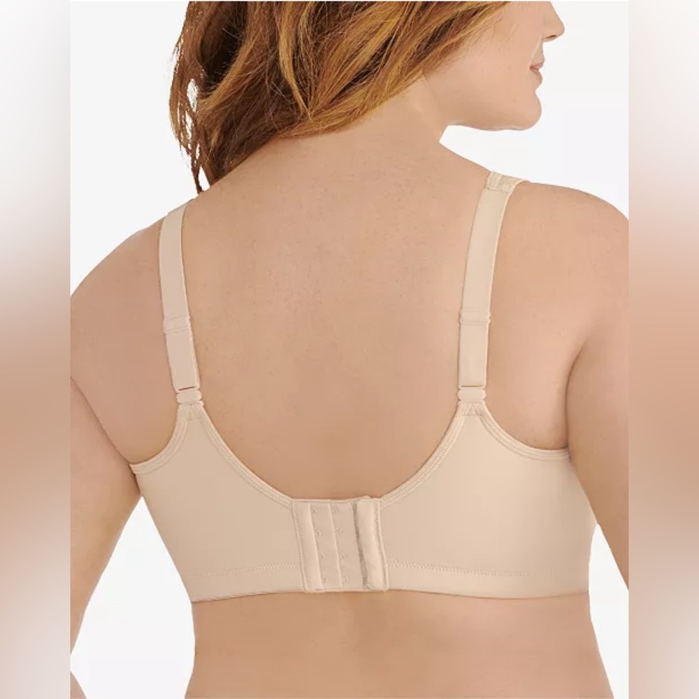 Vanity Fair
Full-Figure Wireless Sports Bra 71500 - Picture 3 of 7